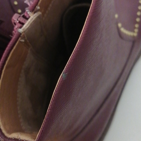 FitFlop Kinbey Microstud Patent Ankle Boots - Picture 11 of 11